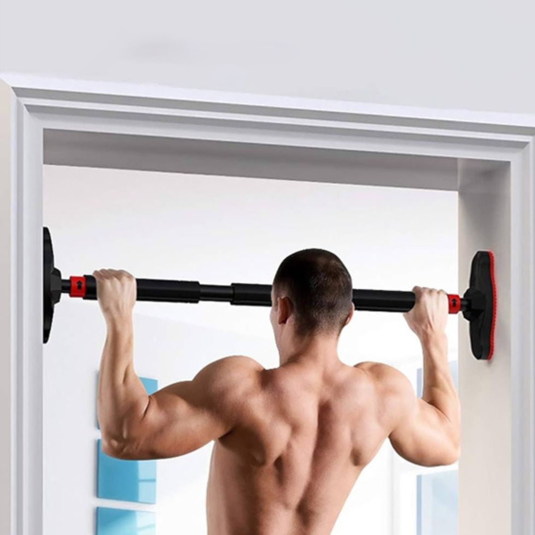barre de traction powergrip homme qui fait des tractions